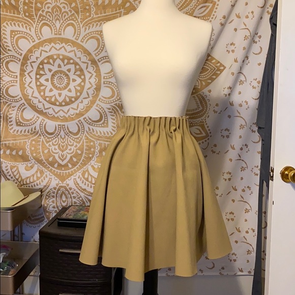 Zara Pleated Skirt - Picture 4 of 7
